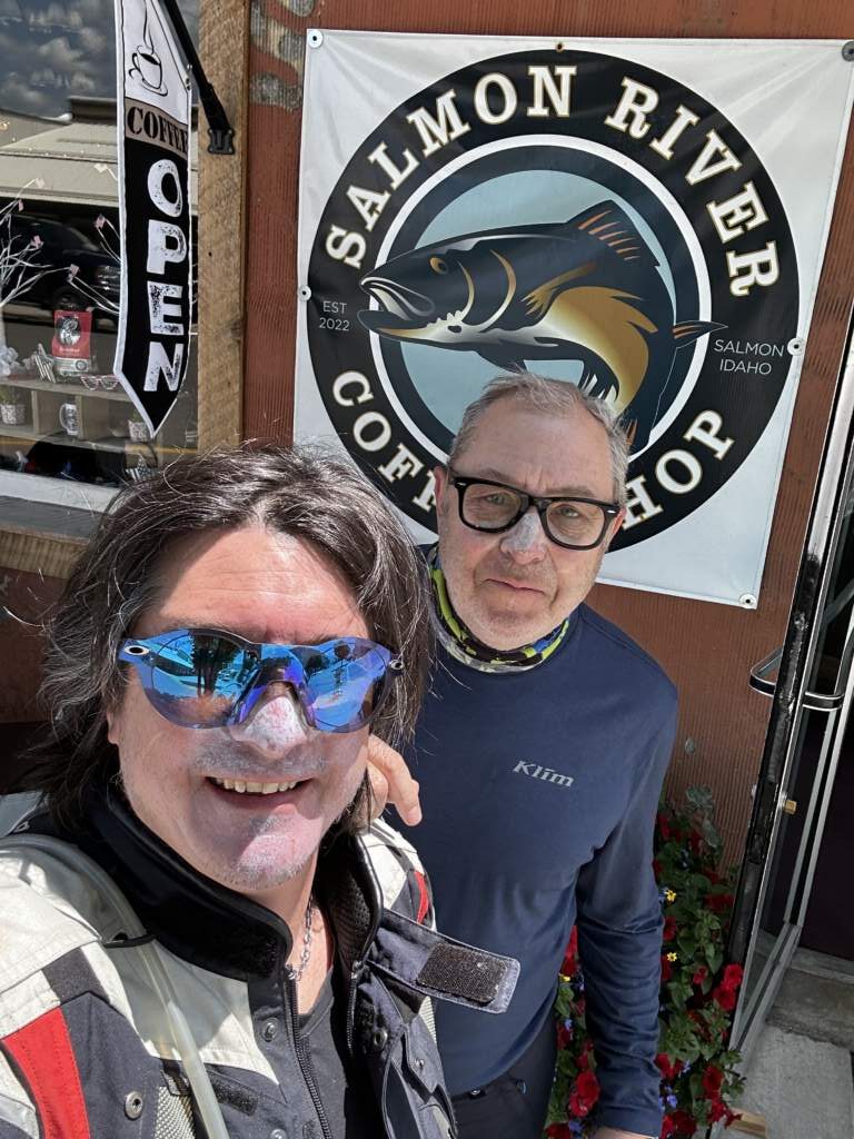 En Salmon River, en Salmon, de camino a Stevensville y Glacier park