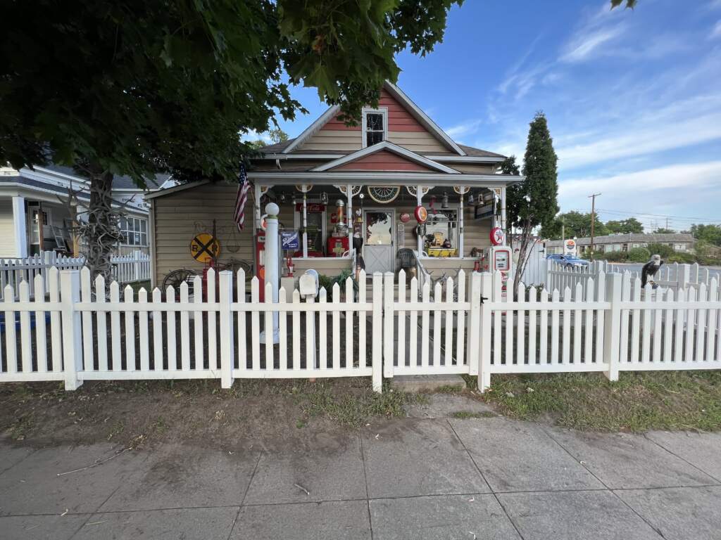 Una colección tipo dn na casa de Kalispell, colecciónaban de todo