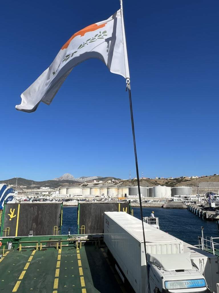 El ferry desde Algeciras a Ceuta, prácticamente vació ese día