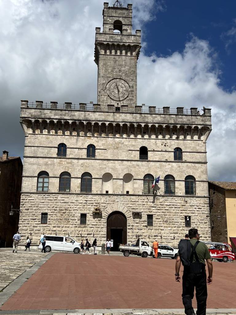 La Piazza Grande en Motepulciano, sitio de estupendo caldos