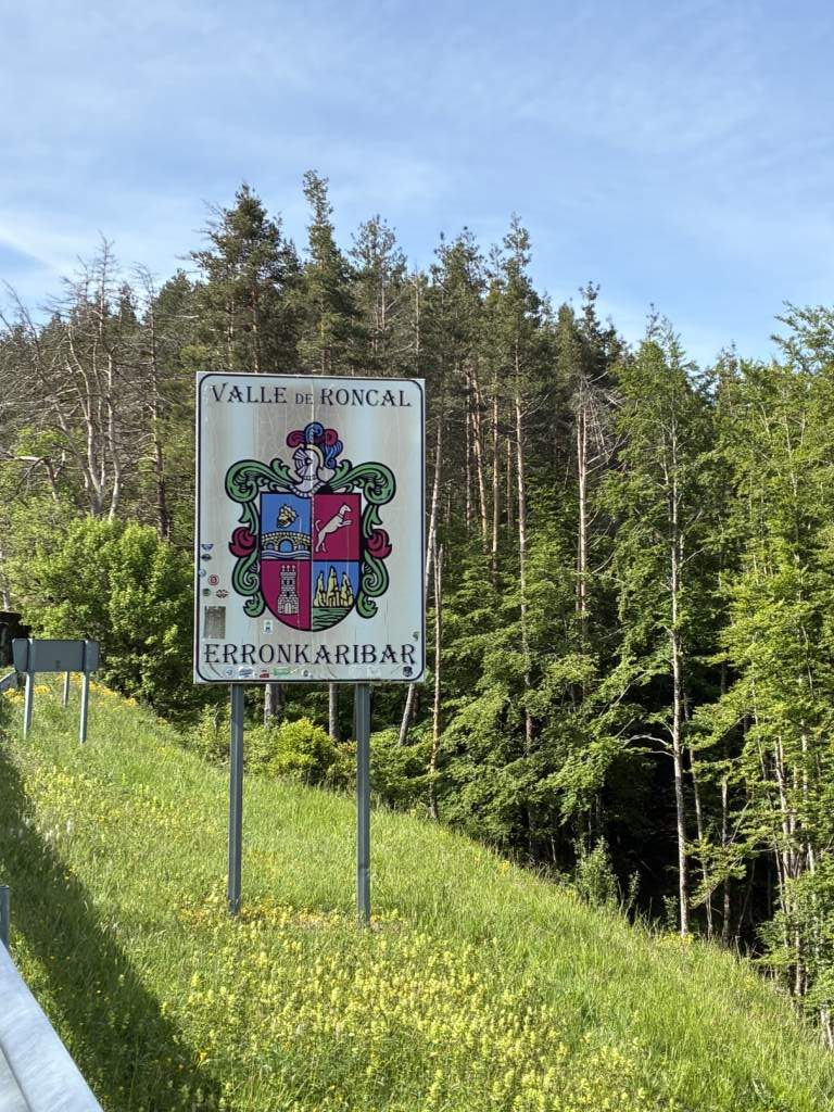 Entramos en el valle de Roncal, direction Ochagavia en Navarra